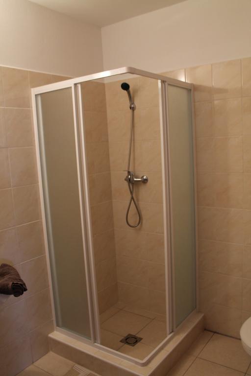Guest House Hodus Vydrany Ngoại thất bức ảnh